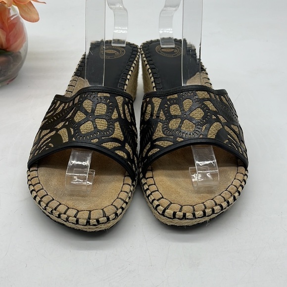 Nurture Black Leather Slip On  Slide Sandals Size 9. BSN2748D - Picture 2 of 8